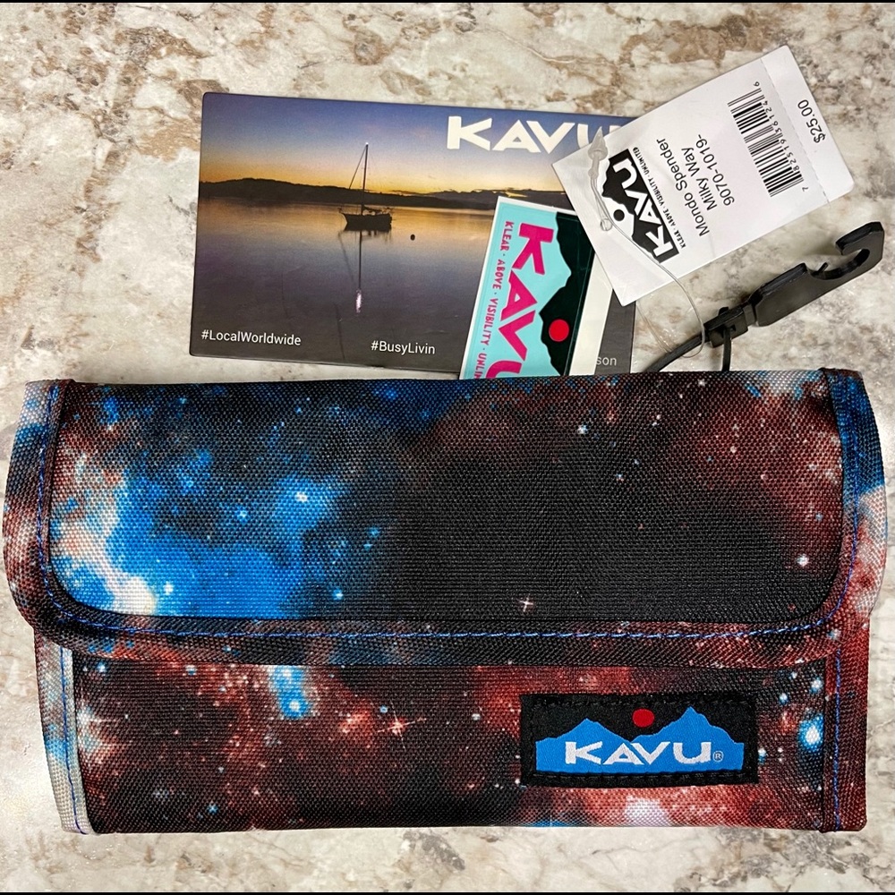 Lacy Mondo Spender Wallet. Milky Way Pattern NWT!